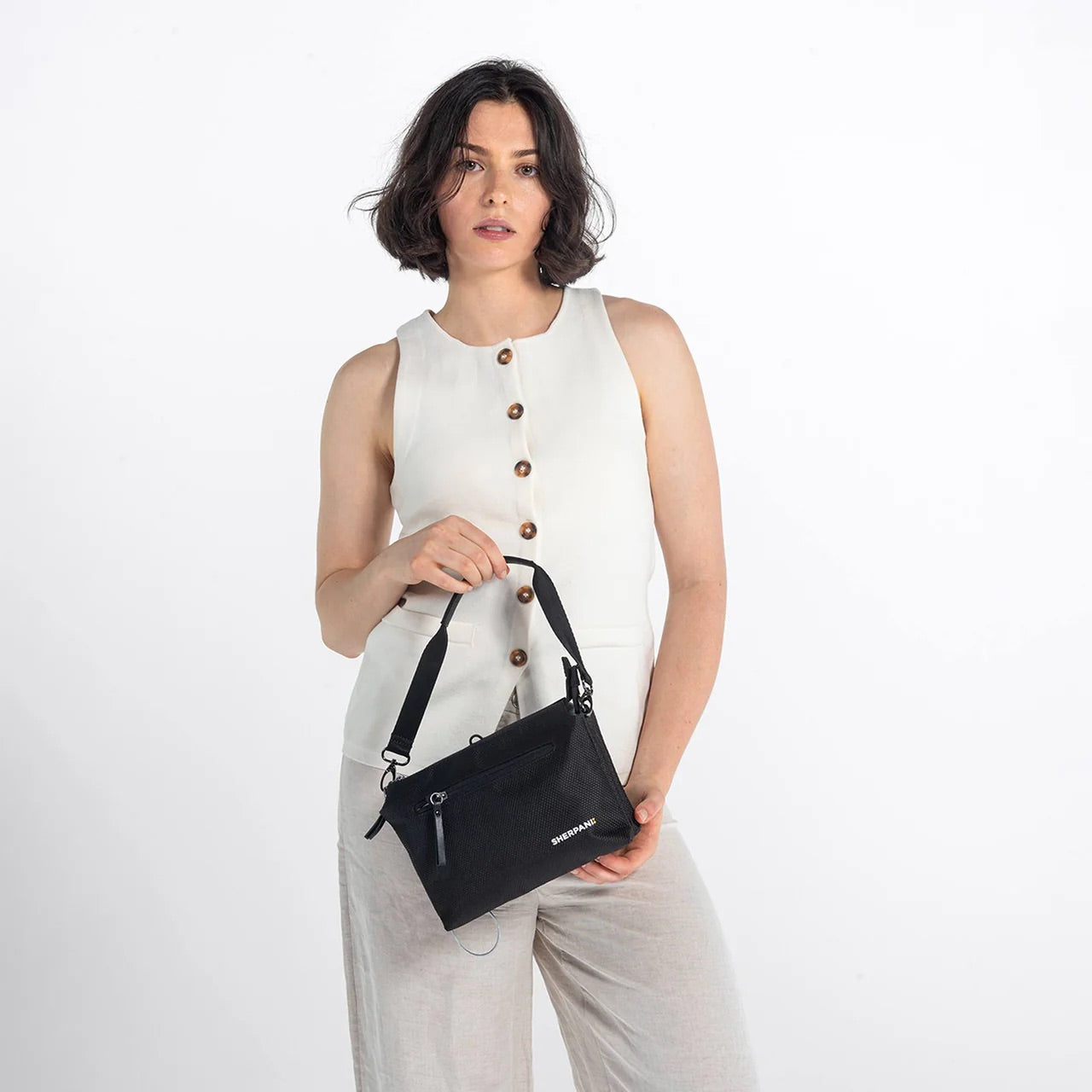 Sherpani Mei AT Travel Crossbody carbon