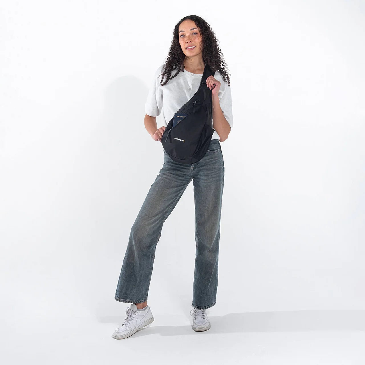 Sherpani Esprit AT Travel Sling Backpack carbon