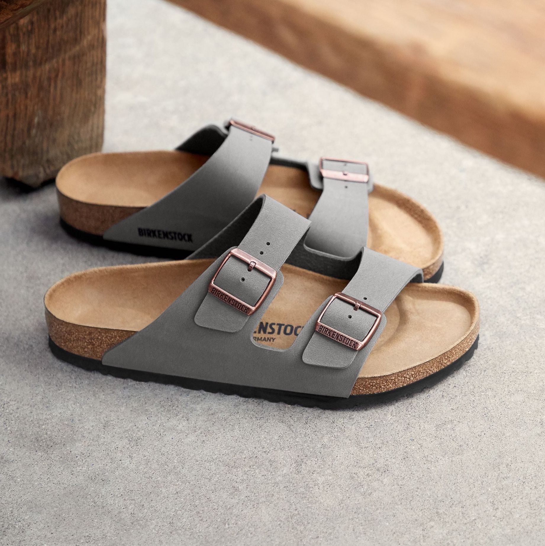 Stone hotsell birkibuc birkenstocks