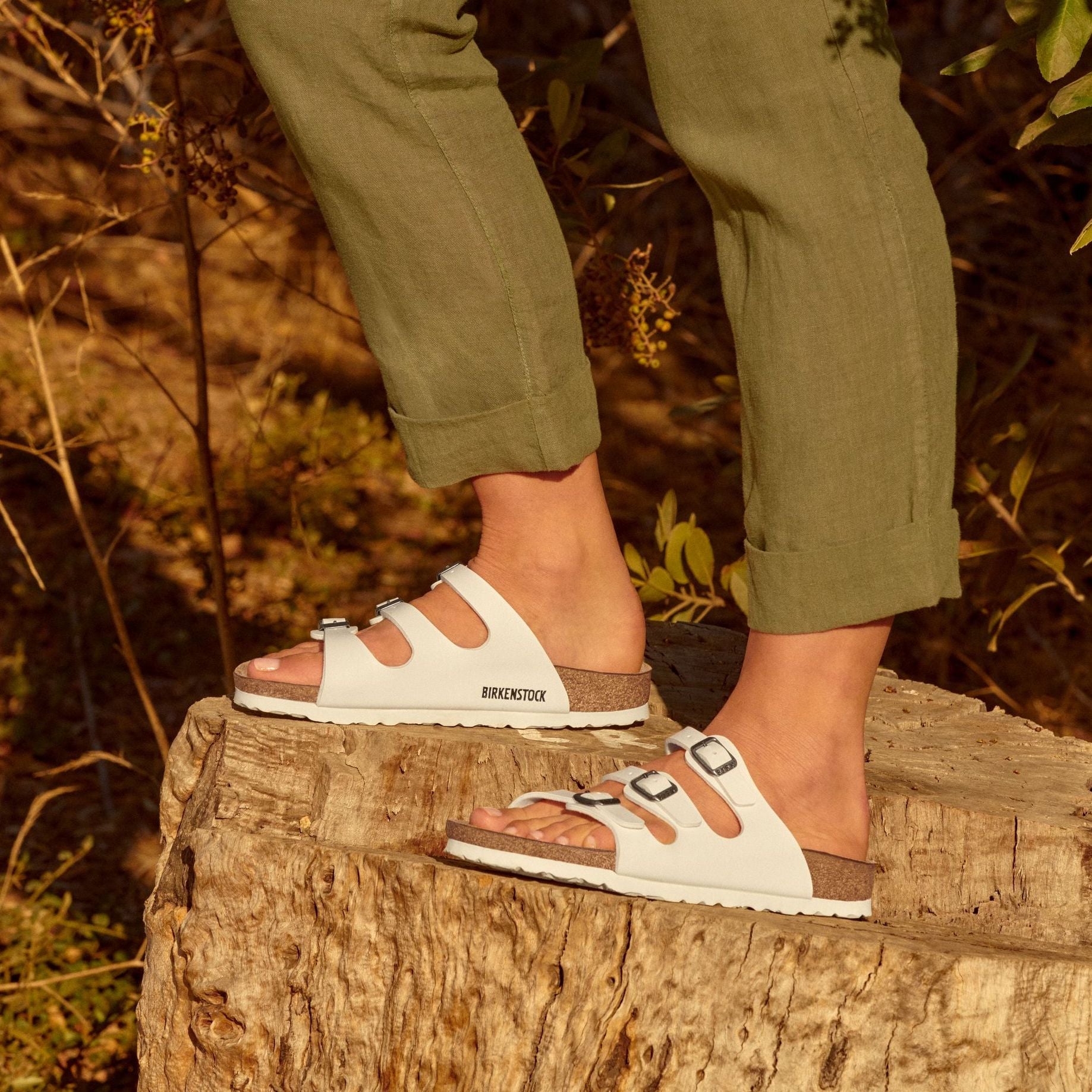 White strappy birkenstocks deals