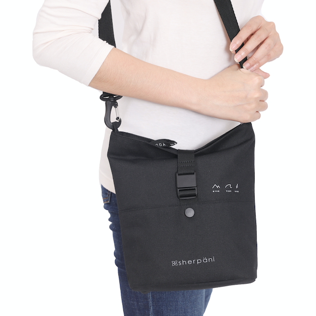 Sherpani Eiko Crossbody/Mini Backpack black