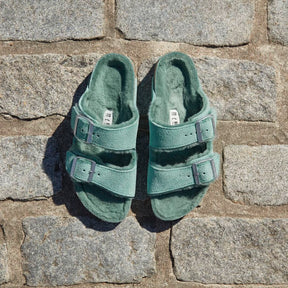 Birkenstock Limited Edition Arizona beryl suede/beryl shearling