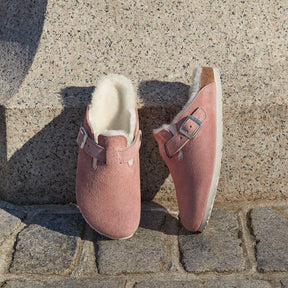 Birkenstock Limited Edition Boston pink clay suede/natural shearling